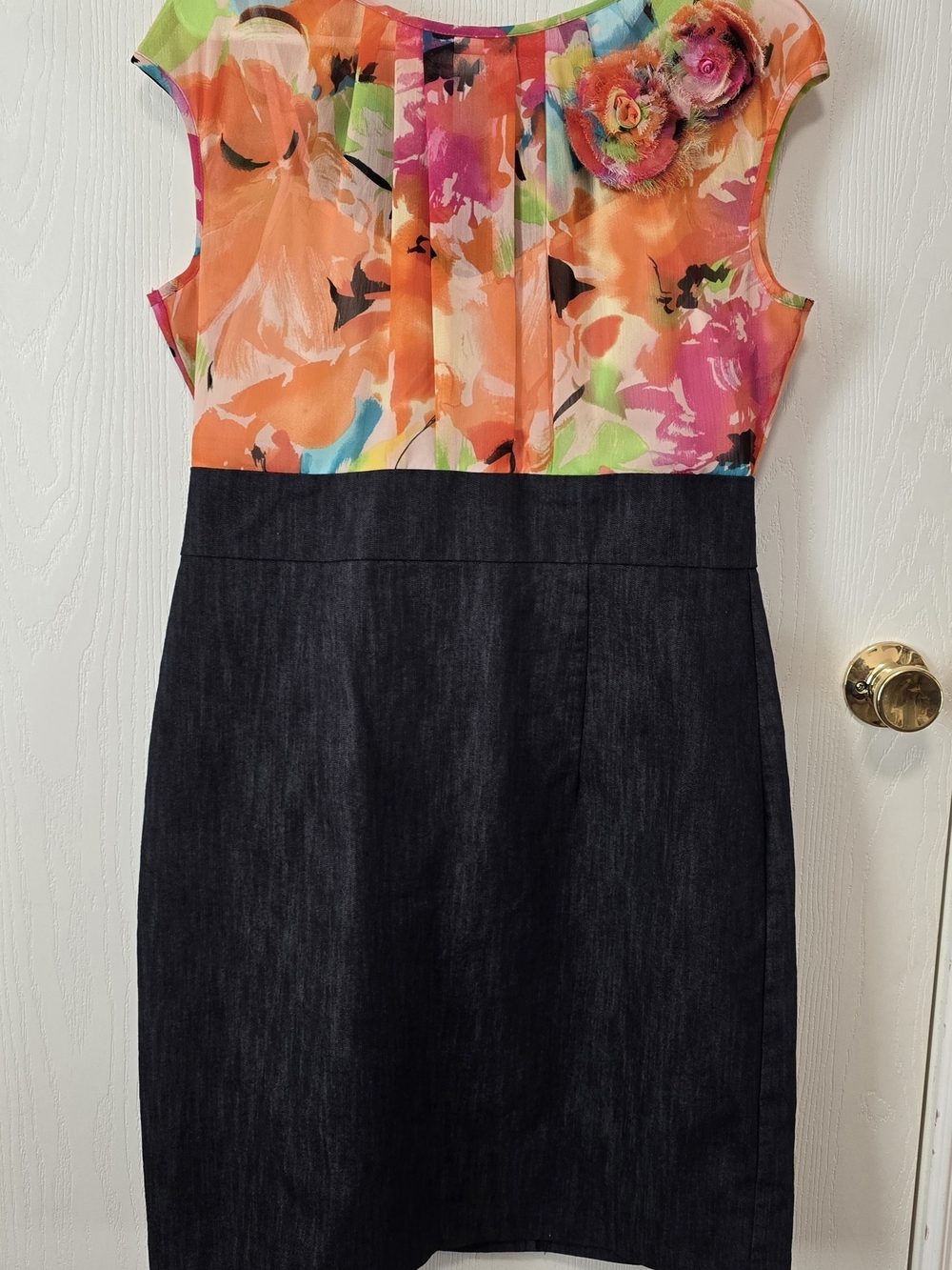 Floral Bodice Black Skirt Cap-Sleeve Mini Dress